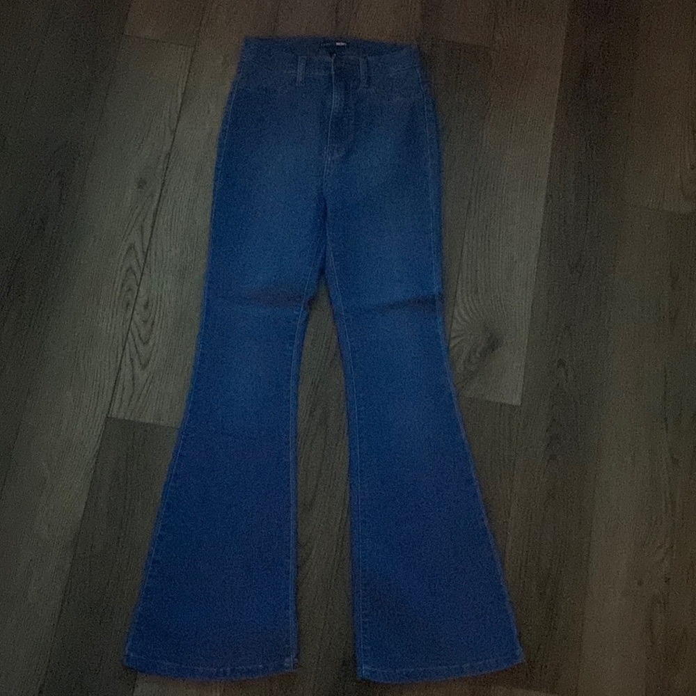 Never worn